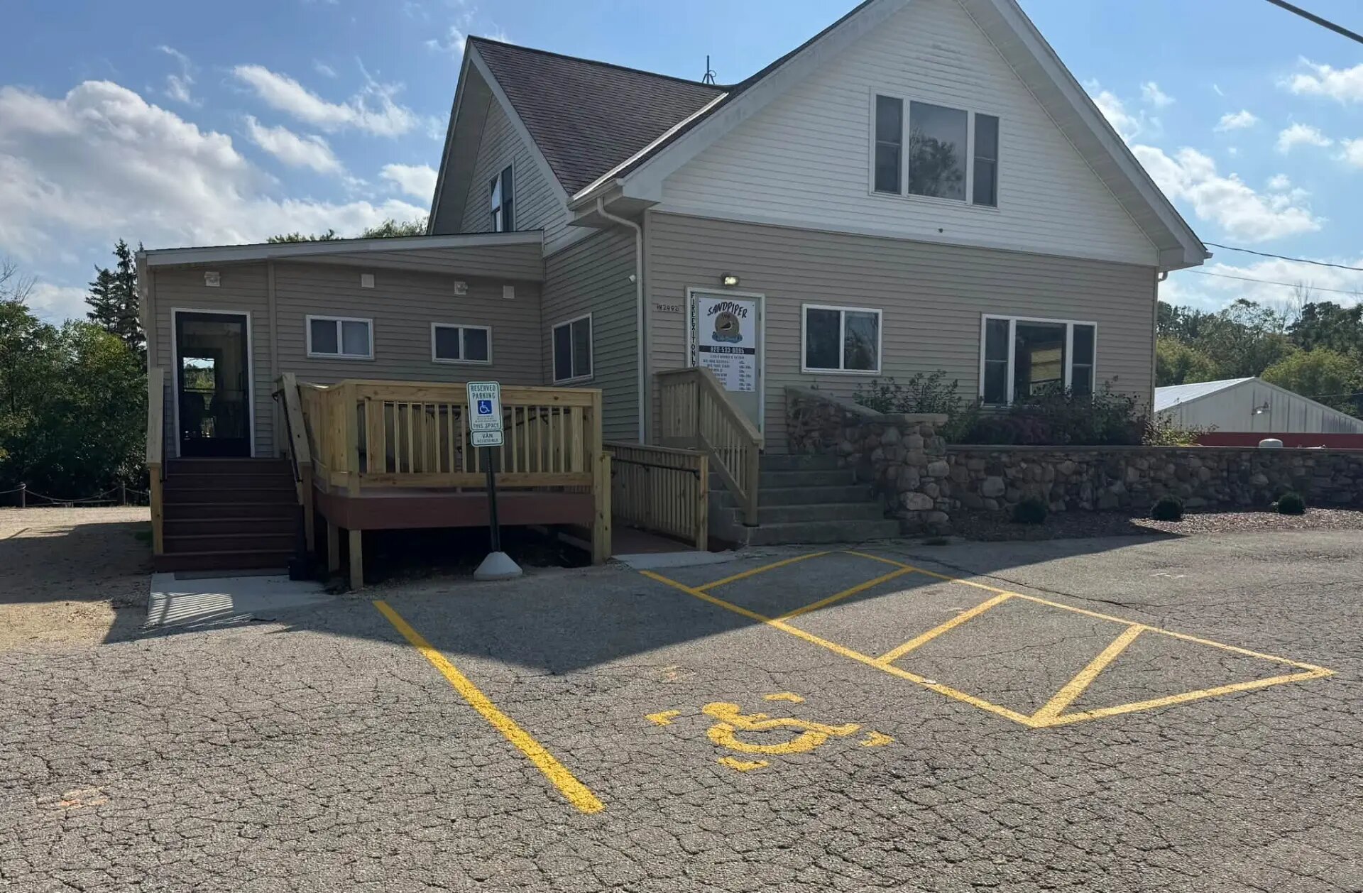 The Sandpiper Inn building and front entrance