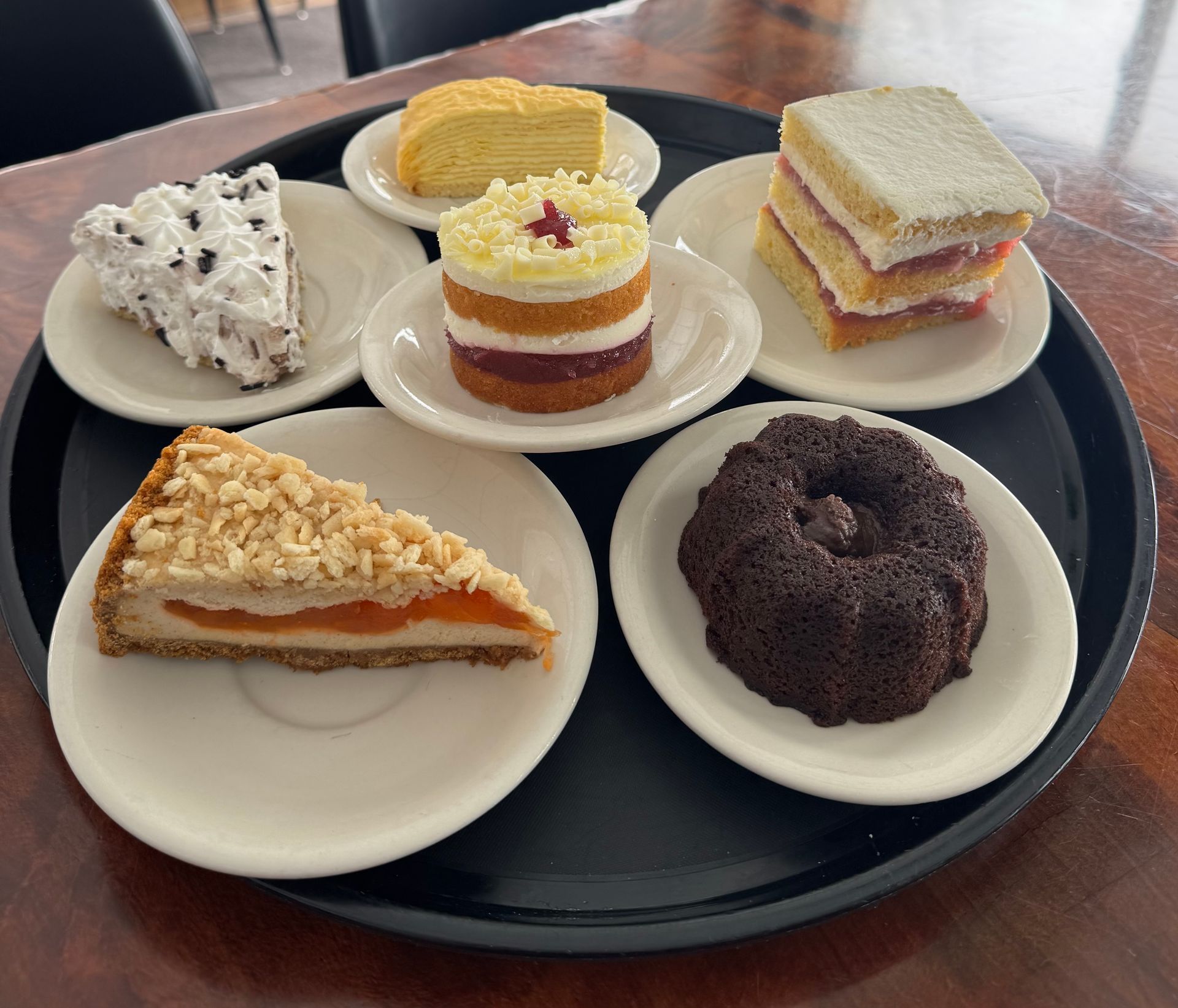 Dishes at Sandpiper Inn
